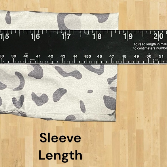 NWOT Women’s Size Medium Cheetah Print Polyester Long Sleeve Top Bottom Sleepwea - Picture 6 of 10